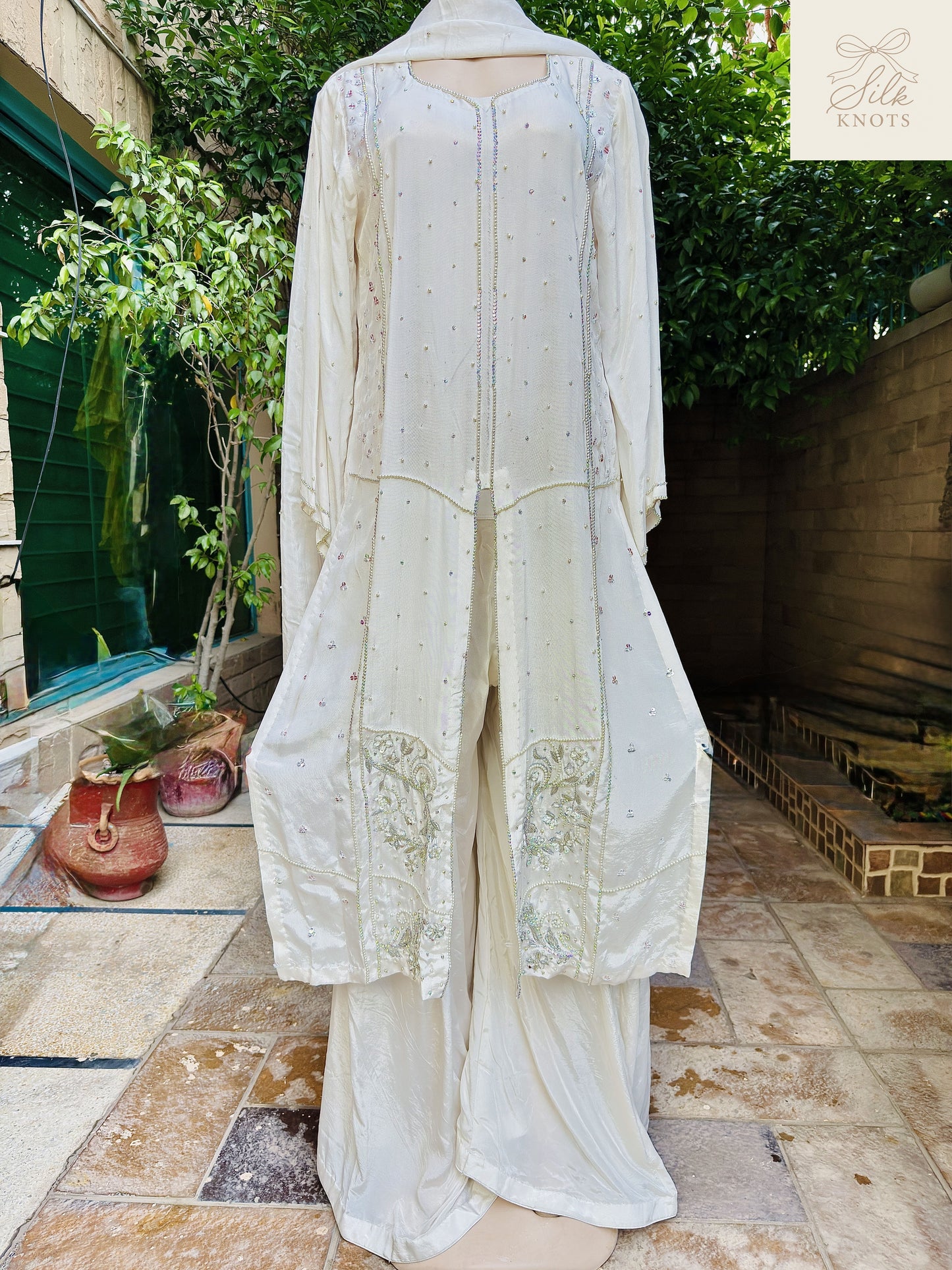 Ivory White 3 Piece Suit - IW2005